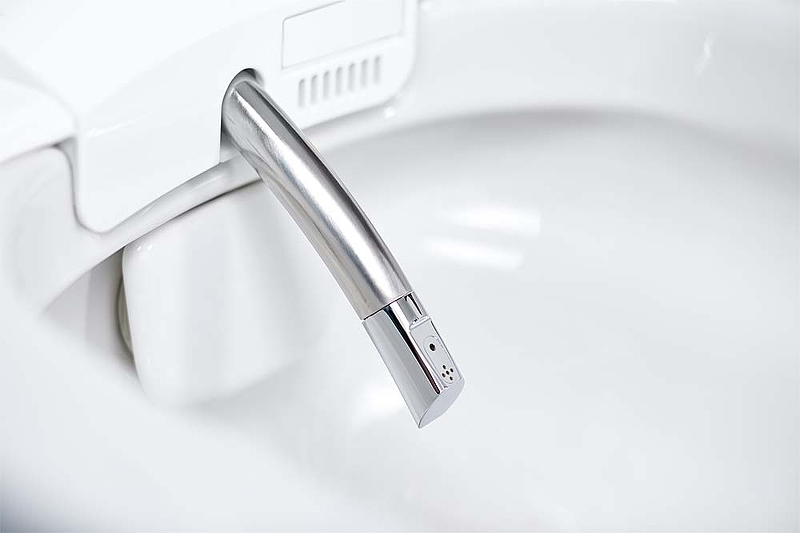 Подвесной унитаз VitrA V-Care Comfort 5674B003-6194 с электронной крышкой-сиденьем